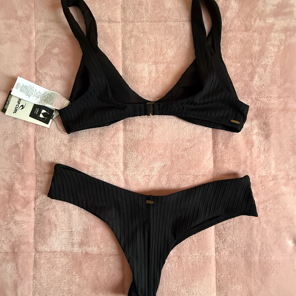 Black Ribbed Bikini Set - Picture 4 of 9